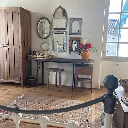 No12 Bed & Breakfast Mansle-les-Fontaines