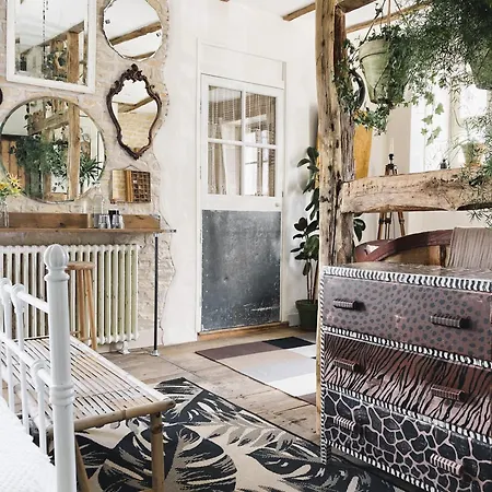 ベッド・アンド・ブレックファスト No12 3*